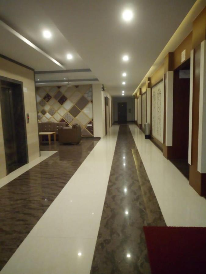 Mnr Resort Piparia Exterior photo